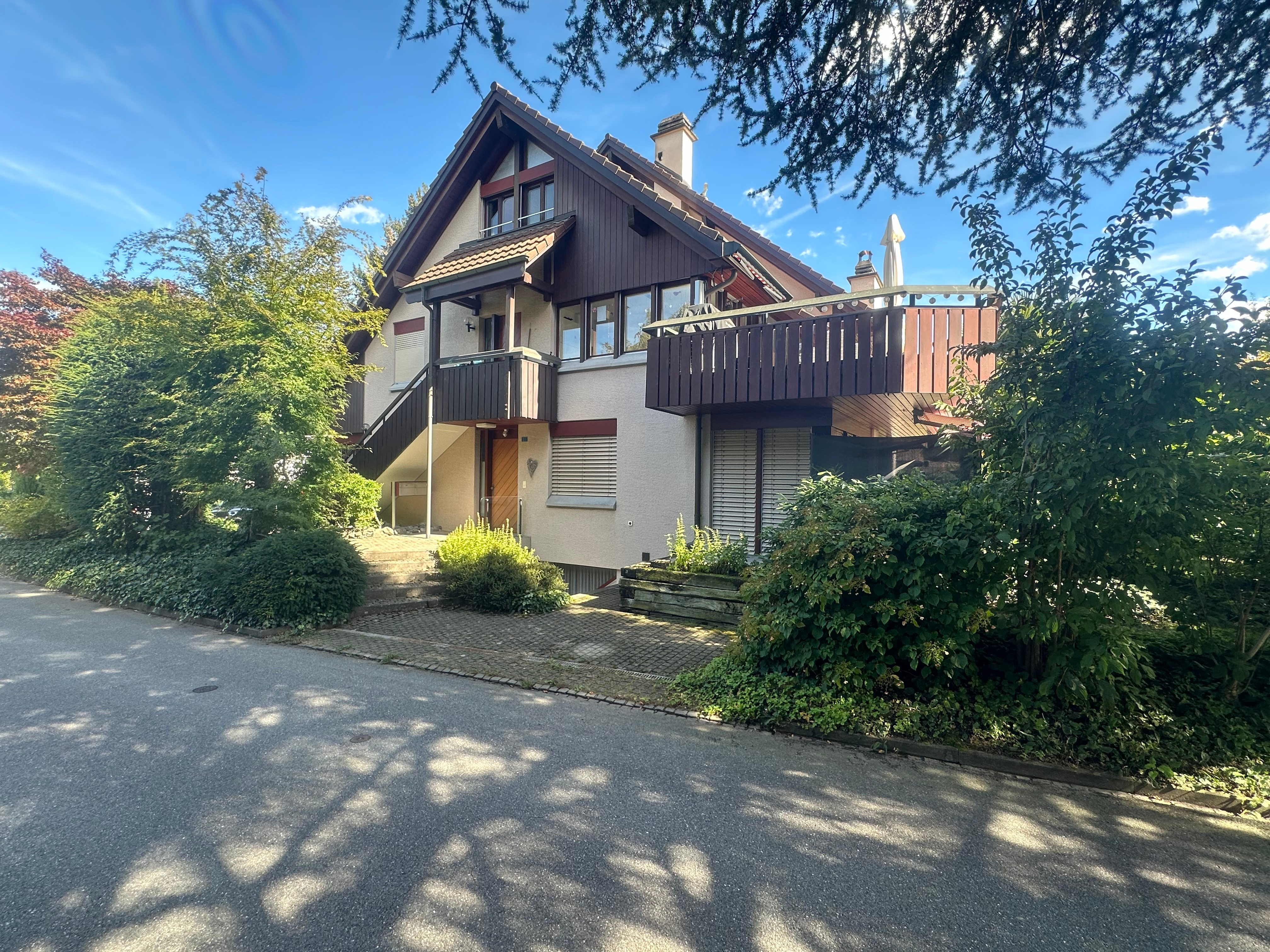 Objekt - Idyllische 4.5-Zimmer-Wohnung im beliebten Seefeldquartier - Ruchti Partner AG Immobilien-Dienstleistungen